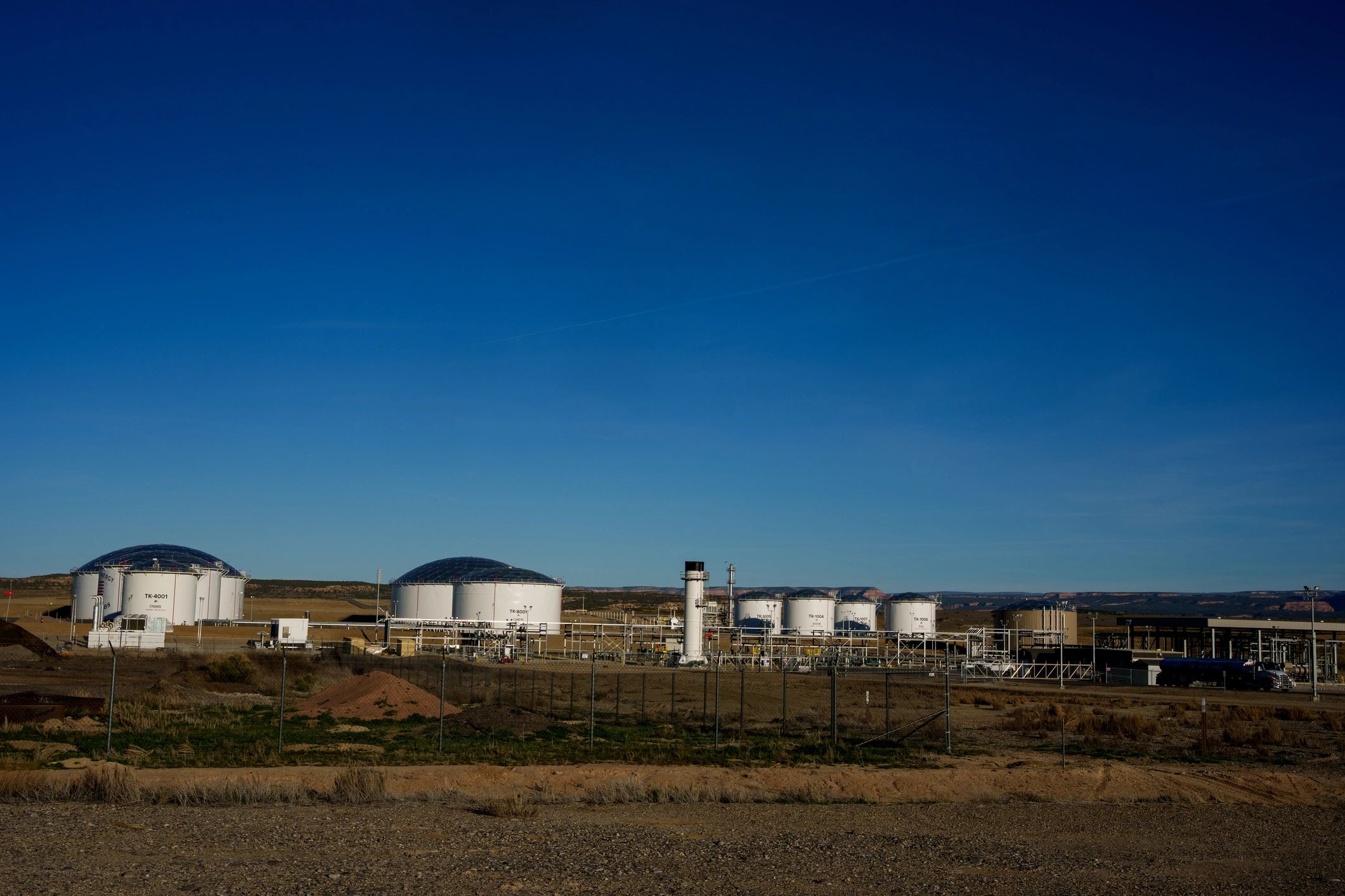 Large-scale energy storage facility for utility applications